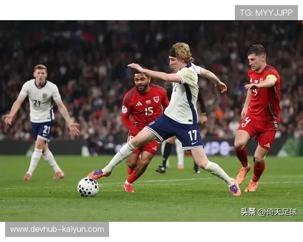 世界杯预选赛带动欧洲足球经济，转播权竞争激烈